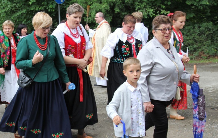 Cisiec i Kamesznica u Matki Bożej Szkaplerznej na Grapce