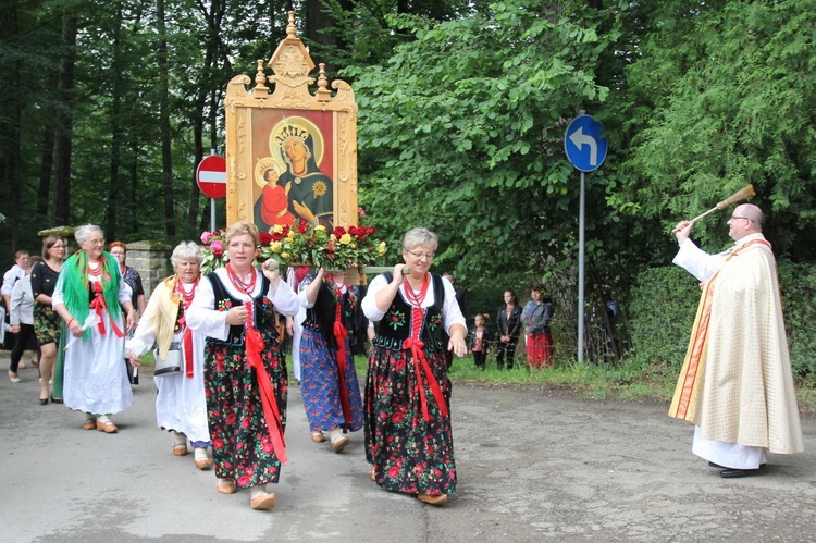 Cisiec i Kamesznica u Matki Bożej Szkaplerznej na Grapce