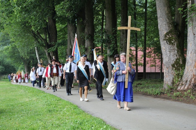 Cisiec i Kamesznica u Matki Bożej Szkaplerznej na Grapce