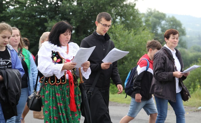 Cisiec i Kamesznica u Matki Bożej Szkaplerznej na Grapce