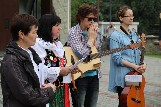 Cisiec i Kamesznica u Matki Bożej Szkaplerznej na Grapce