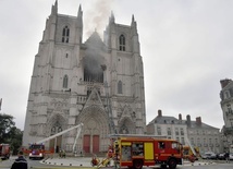 Gasznie pożaru katedry w Nantes