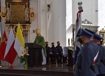 Mszy św. przewodniczył bp Zbigniew Zieliński. 