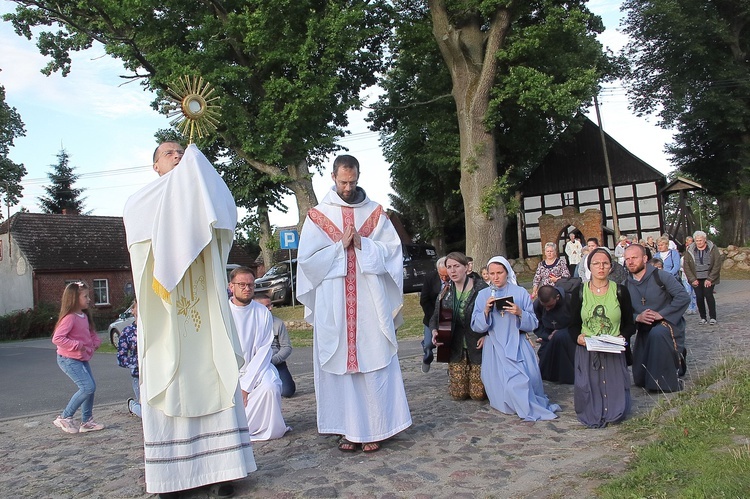 Ewangelizacja w Starym Dębnie