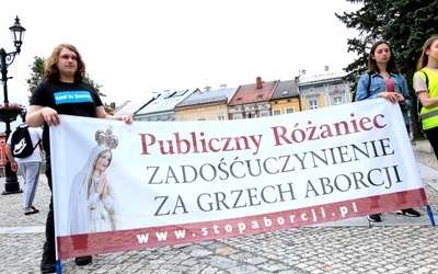 Brzesko. Grzech publiczny, to i modlitwa też