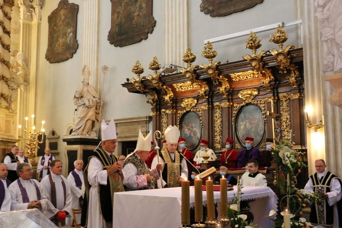 Uroczystości pogrzebowe prof. Franciszka Ziejki