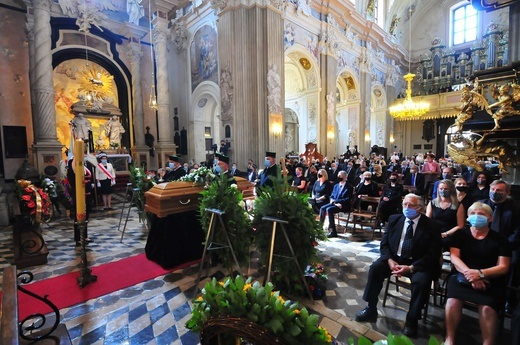 Uroczystości pogrzebowe prof. Franciszka Ziejki - cz. 2