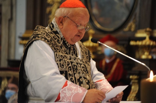 Uroczystości pogrzebowe prof. Franciszka Ziejki - cz. 2