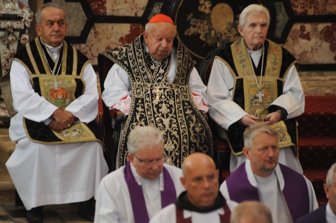 Uroczystości pogrzebowe prof. Franciszka Ziejki - cz. 2