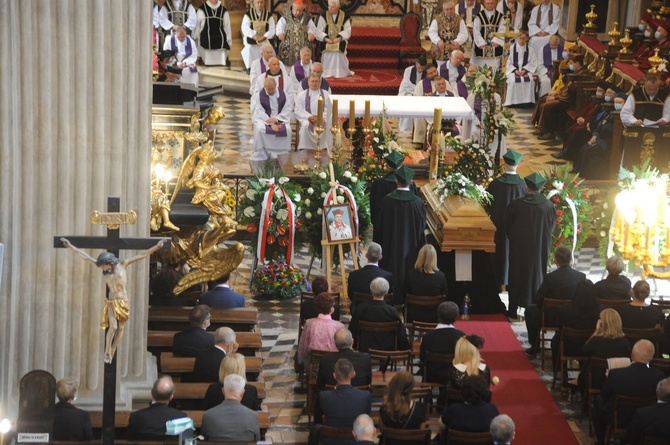 Uroczystości pogrzebowe prof. Franciszka Ziejki - cz. 2