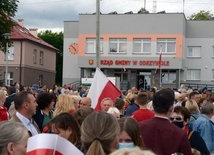 Spotkanie z prezydentem RP odbyło się na placu przed Urzędem Gminy Odrzywół.