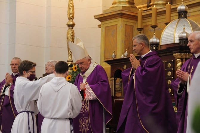 Pożegnanie ostatniego kapelana Prymasa Wyszyńskiego 