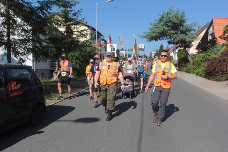 Bolesławiec w drodze do Matki