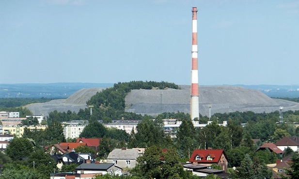 Czy takie "góry" przestaną niebawem straszyć?