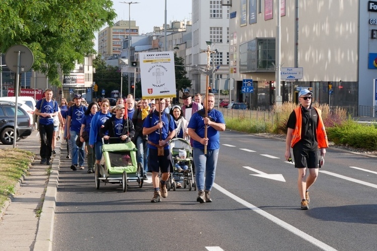 Po raz 35. pątnicy z Gdyni wyruszyli na Jasną Górę.