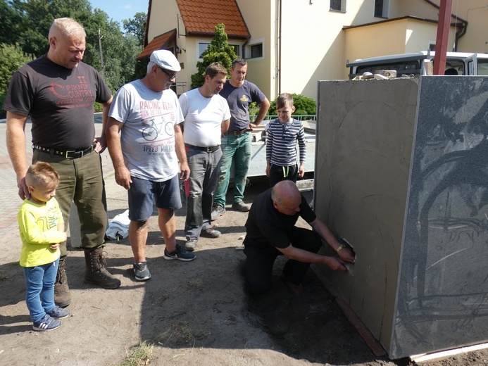 W Szlichtyngowej powstaje pomnik św. Jana Pawła II