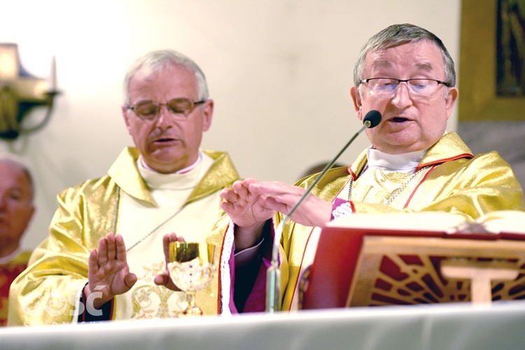 Jubileusz 25. rocznicy sakry bp. Stefana Regmunta w Jedlinie-Zdroju