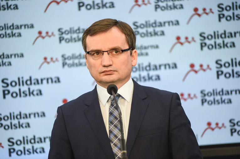 Ministerstwo Sprawiedliwości złożyło wniosek o wypowiedzenie konwencji stambulskiej 