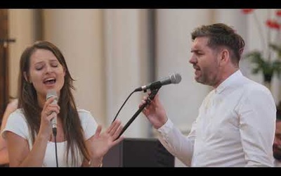 Schowaj mnie / Ja ufam Ci - Oprawa Muzyczna Ślubu Chór Gospel Piotr Pawlicki