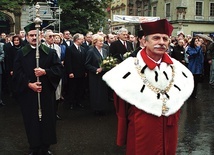 W 2000 r. profesor zorganizował wielkie obchody 600. rocznicy odnowienia Uniwersytetu Jagiellońskiego.