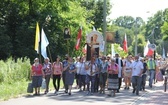 Pątnicy po nocnym marszu dotarli do Domu św. Faustyny 