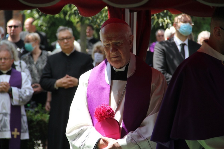 Uroczystości pogrzebowe śp. ks. Wincentego Tokarza