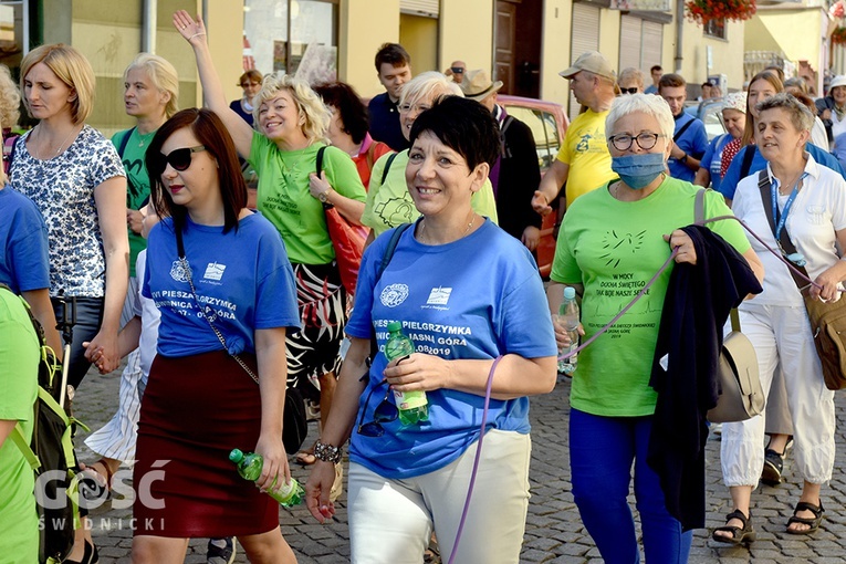 Pożegnanie pieszych pątników pieszej pielgrzymki na Jasną Górę