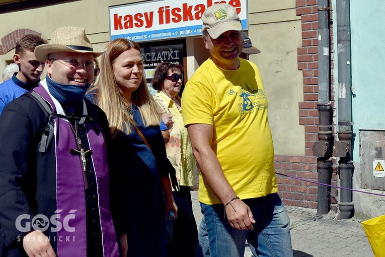 Pożegnanie pieszych pątników pieszej pielgrzymki na Jasną Górę