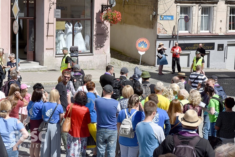 Pożegnanie pieszych pątników pieszej pielgrzymki na Jasną Górę