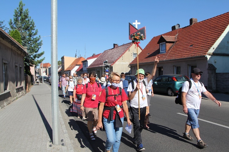 PPW 2020. Grupa 14. Pieszej Pielgrzymki Wrocławskiej już w drodze