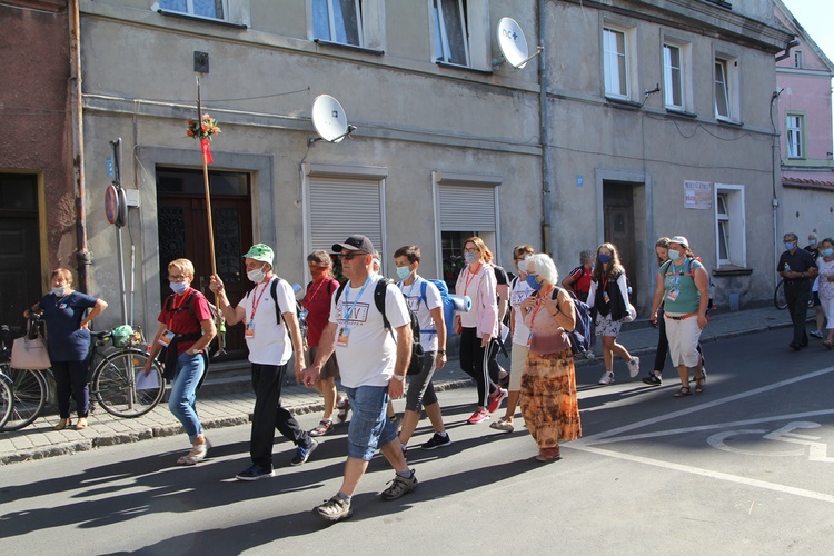 PPW 2020. Grupa 14. Pieszej Pielgrzymki Wrocławskiej już w drodze