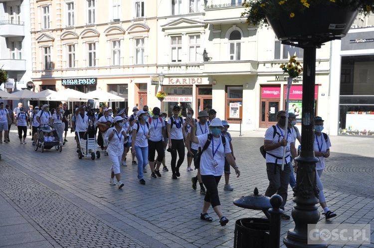 Pielgrzymka z Zielonej Góry do Otynia