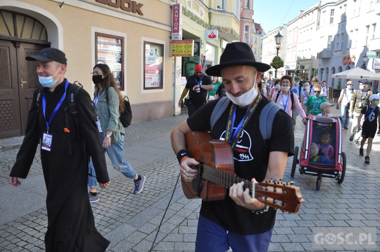 Pielgrzymka z Zielonej Góry do Otynia