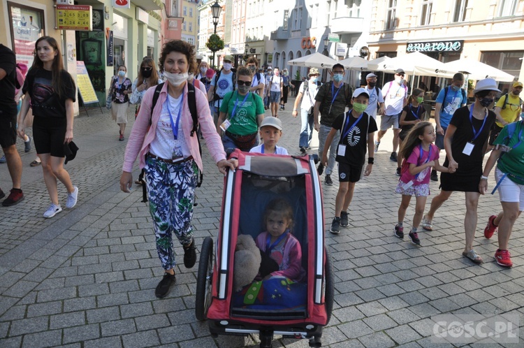 Pielgrzymka z Zielonej Góry do Otynia