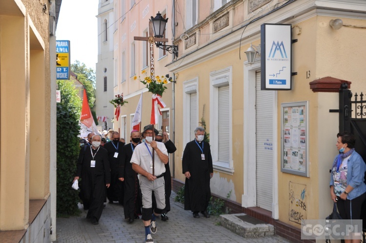 Pielgrzymka z Zielonej Góry do Otynia