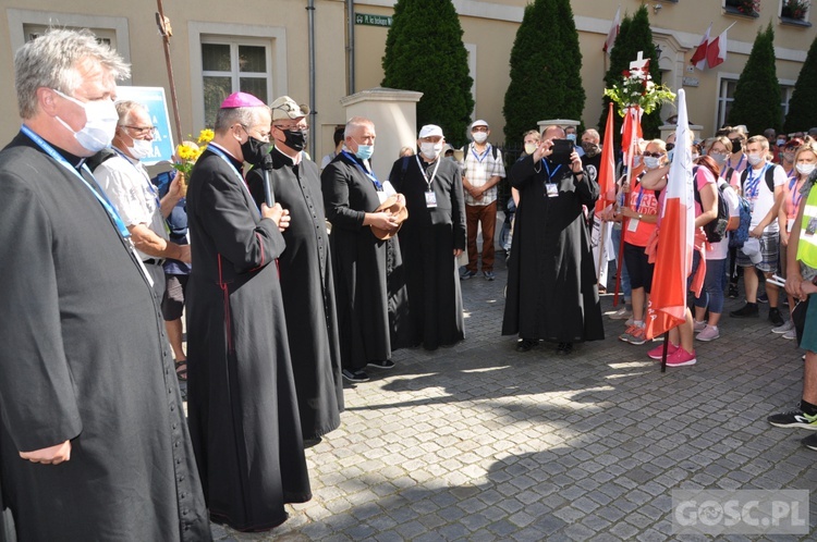 Pielgrzymka z Zielonej Góry do Otynia