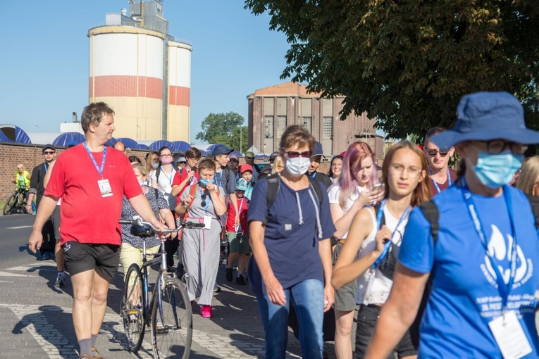 Jednodniowa Piesza Pielgrzymka z Głogowa do Piersnej - cz. II