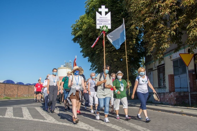 Jednodniowa Piesza Pielgrzymka z Głogowa do Piersnej - cz. II