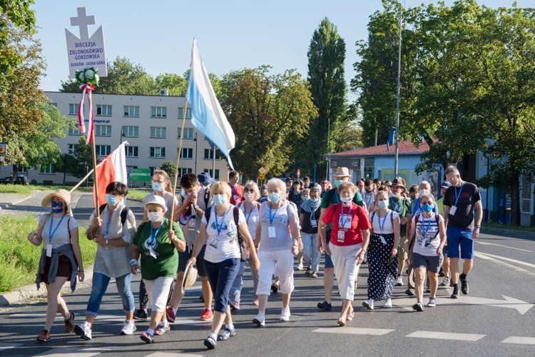 Jednodniowa Piesza Pielgrzymka z Głogowa do Piersnej - cz. II