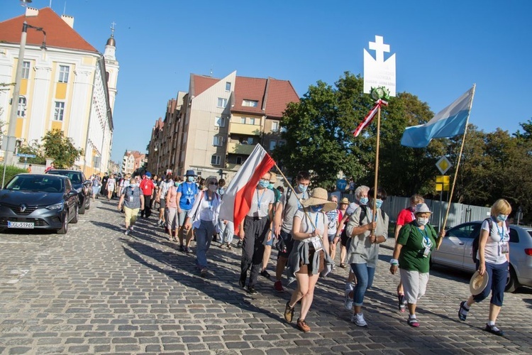 Jednodniowa Piesza Pielgrzymka z Głogowa do Piersnej - cz. II