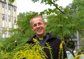 Ks. Rafal Lar pochodzi z Piekar Śląskich