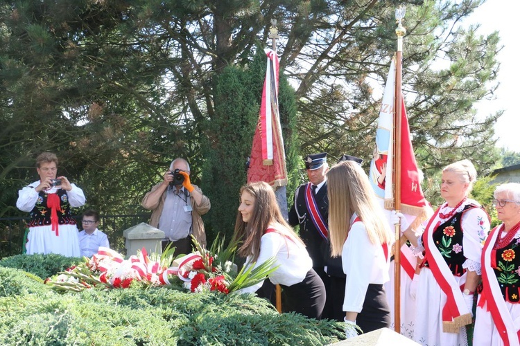 265. rocznica urodzin gen. Dąbrowskiego w Pierzchowcu koło Gdowa