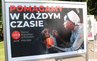 Wystawa "Pomagamy w każdym czasie"