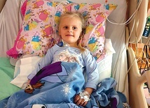 ▲	Dziewczynka po opuszczeniu intensywnej terapii na oddziale dziecięcym szpitala w Pittsburghu.