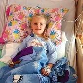 ▲	Dziewczynka po opuszczeniu intensywnej terapii na oddziale dziecięcym szpitala w Pittsburghu.