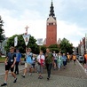 ▼	Hasło tegorocznej pielgrzymki brzmi:  „Bądź wola Twoja”. W trasie pątnicy codziennie będą słuchać porannych katechez. W tym roku opierają się one na rozważaniach kolejnych fragmentów Modlitwy Pańskiej.