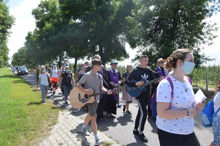 Pielgrzymka do Białej Rawskiej