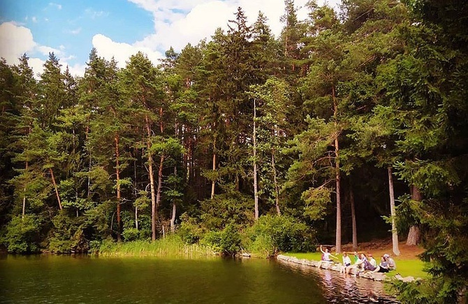 Pielgrzymka studentów Freta 10 z Augustowa do Ostrej Bramy