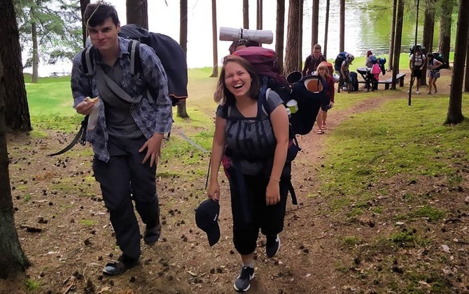 Pielgrzymka studentów Freta 10 z Augustowa do Ostrej Bramy