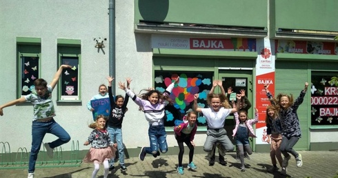 Półkolonie z Bajką dostarczyły dzieciom wiele radości.